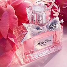 Cargar imagen en el visor de la galería, Kit 3 Perfumes Miss, Noir, Roses Munk 100ml
