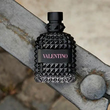 Cargar imagen en el visor de la galería, Perfume Born in Roma 100ml
